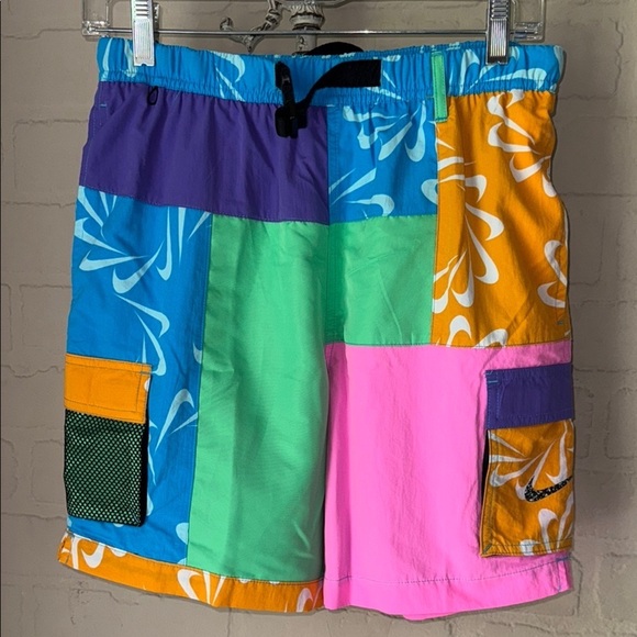 Nike swim trunks small NeW Multicolor Patchwork Shorts volleyball athletic - Picture 2 of 9
